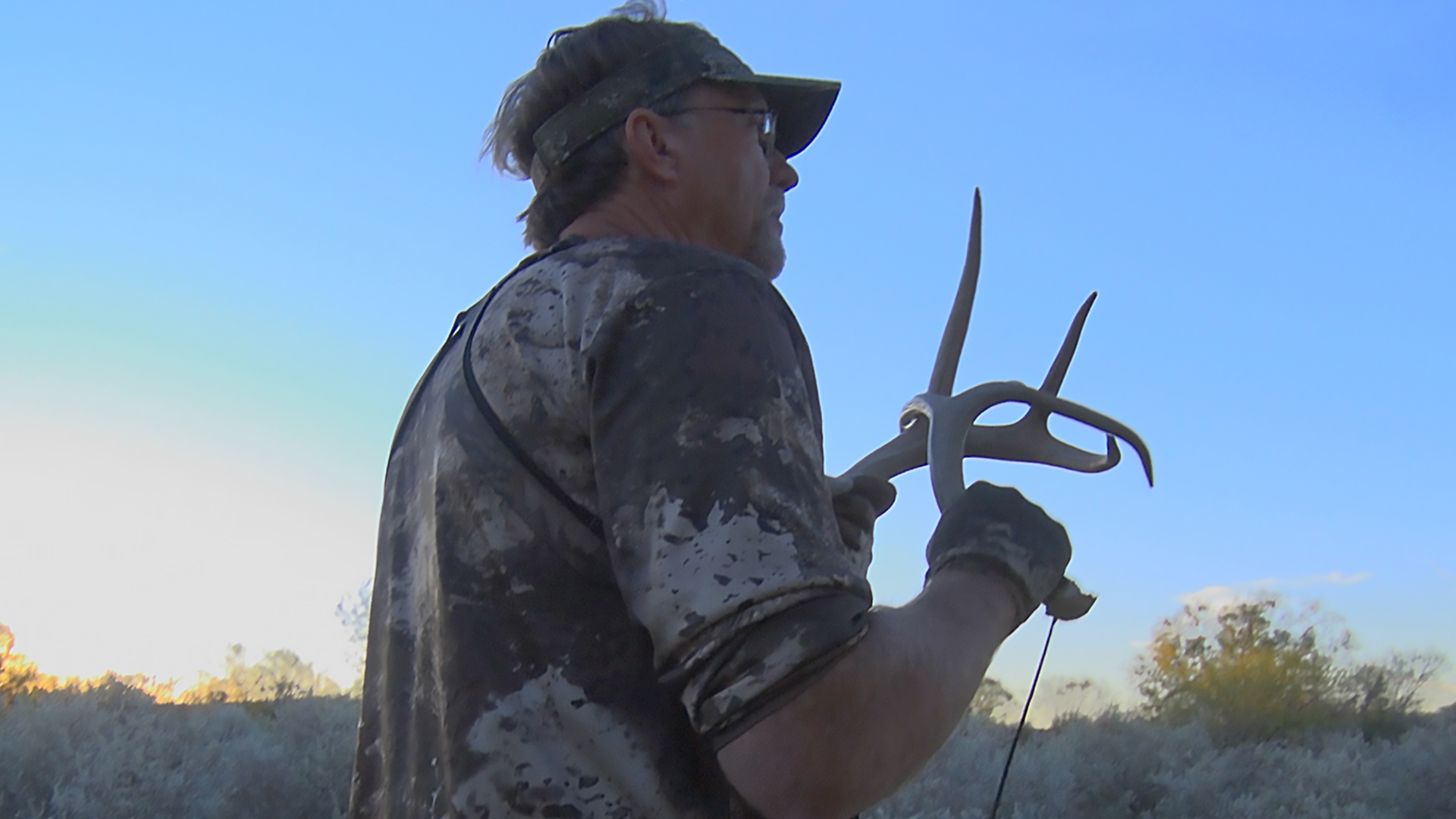 Aggressive Rattling The Nuances of Rattling Make a Big Difference - Yamaha Whitetail Diaries
