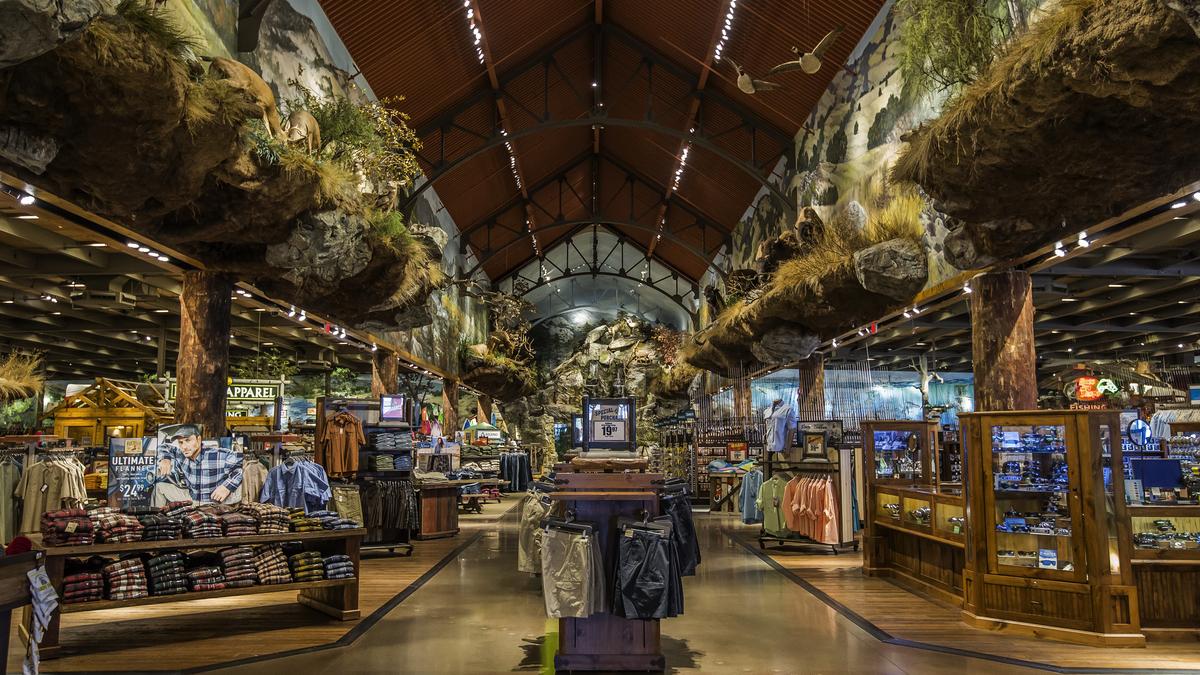 Round Up at the Register to Support U.S. Veterans at Bass Pro